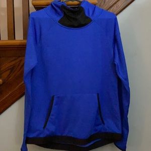 Women’s Champion pullover sweatshirt. Size Large.